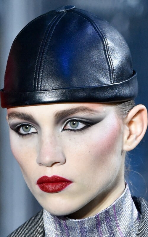 louis-vuitton-paris-fashion-week-makeup-2019