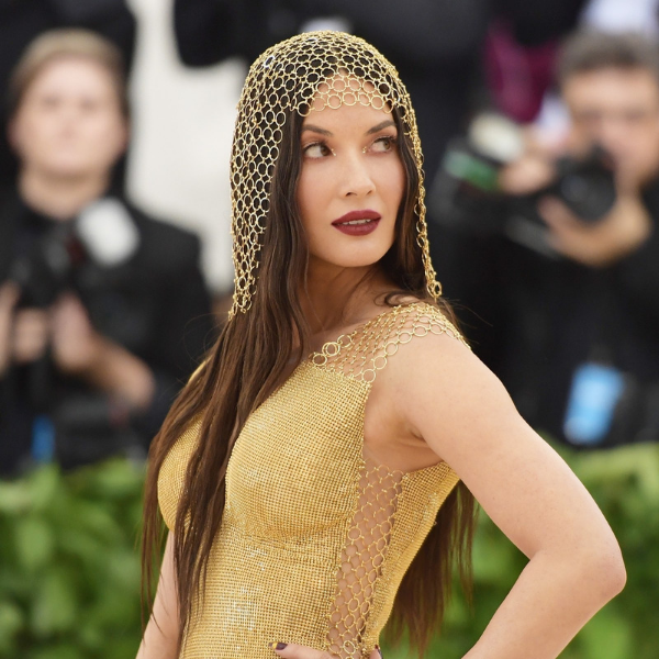 olivia-munn-met-gala-2018-best-beauty-looks