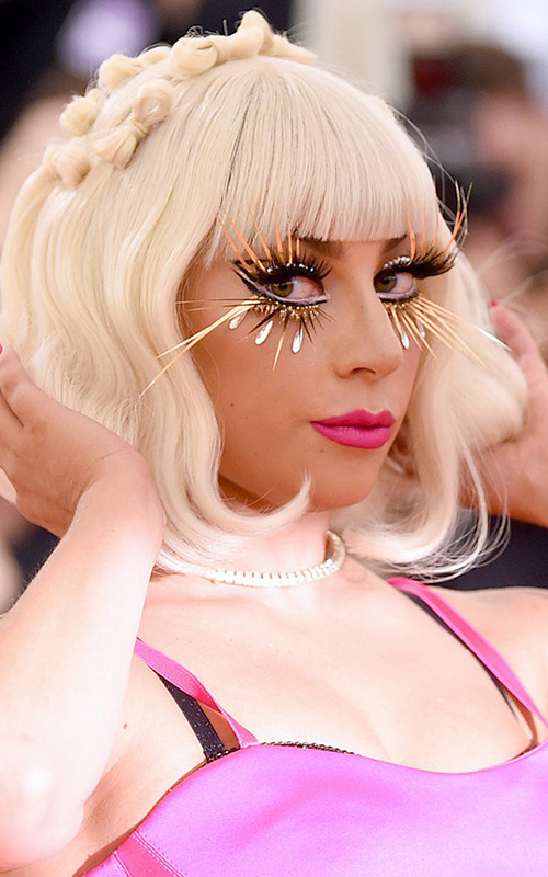 2019 lady gaga MET gala makeup thekit.ca feature