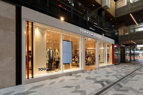 tommy outlet