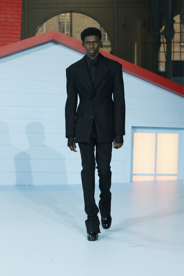 Louis Vuitton Spring 2022 Men's Collection, Tribute to Virgil