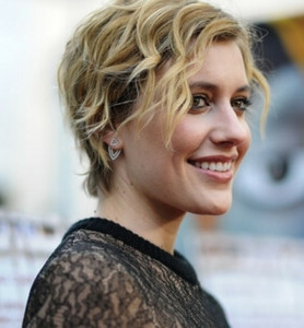 Greta Gerwig Thumnail Image