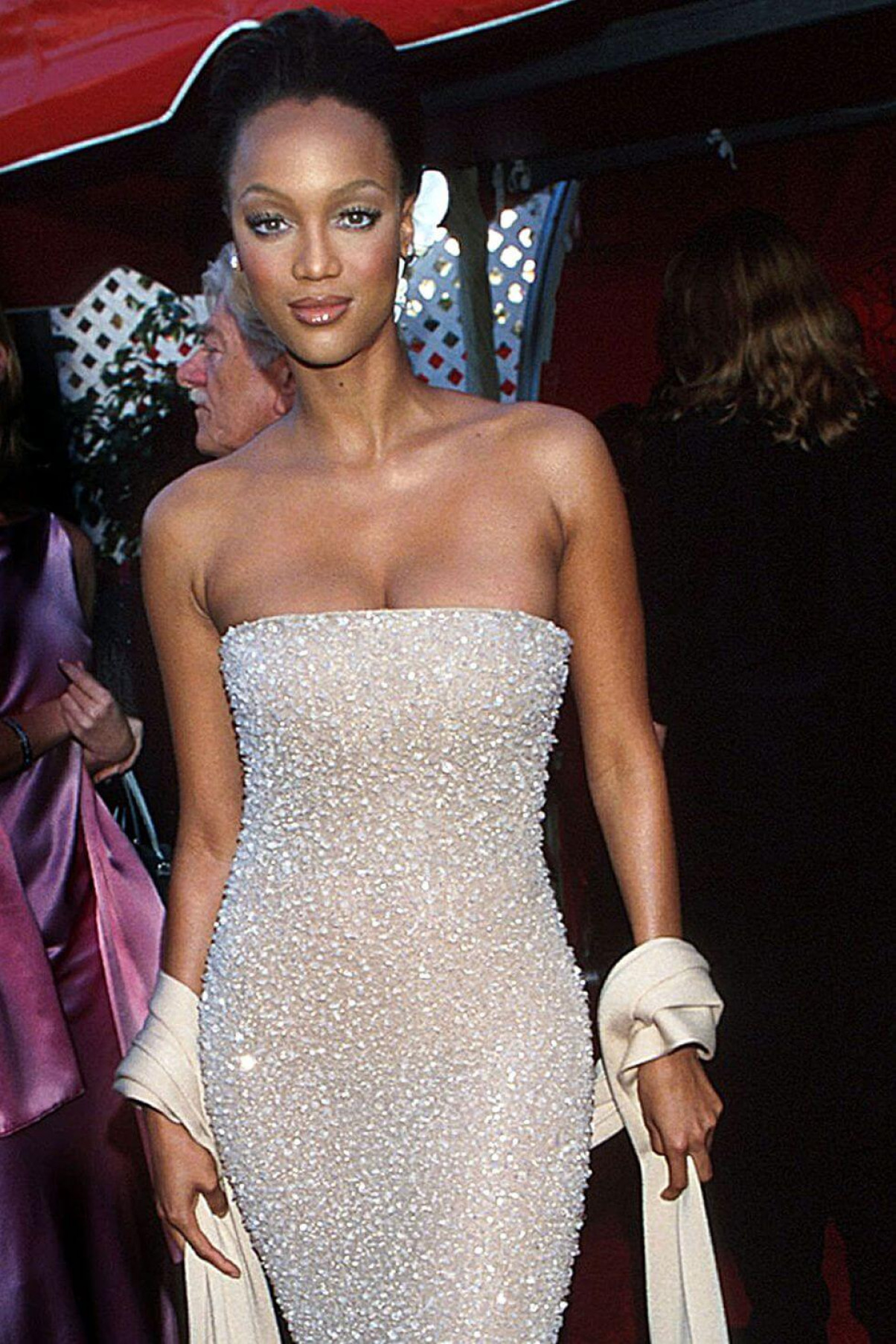 Tyra Banks 1998 v2