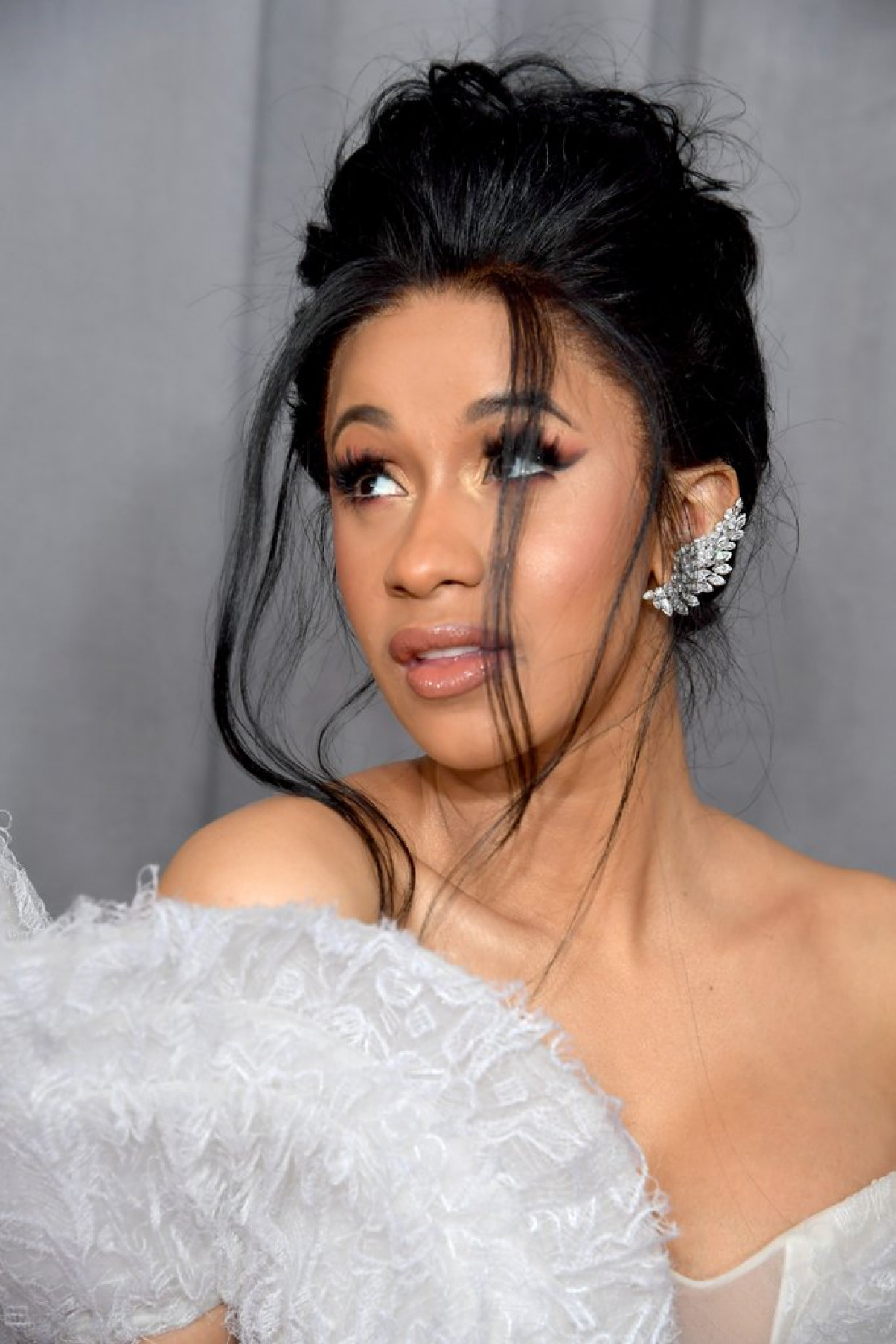 Cardi B Hair Makeup Grammys 2018