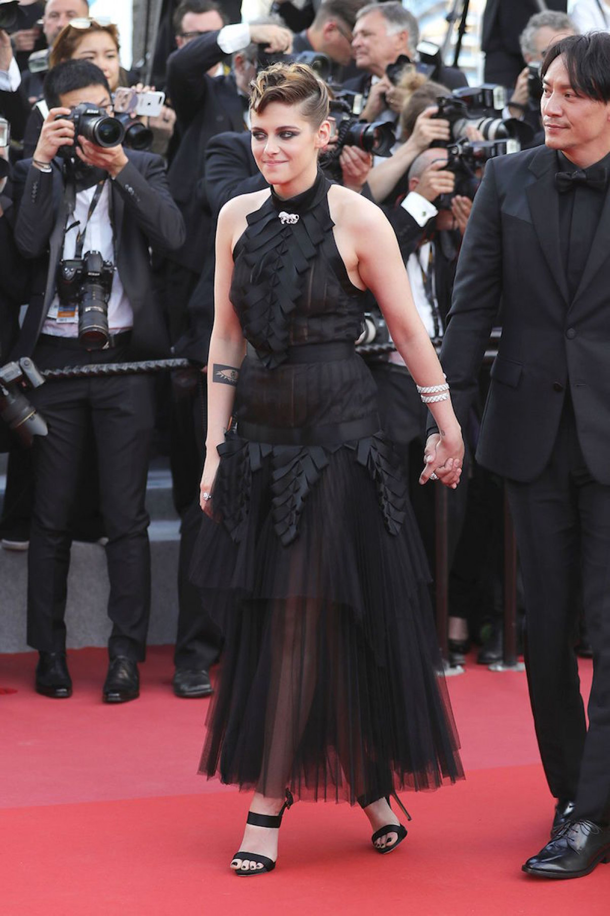 hbz cannes kristen stewart 1525814603