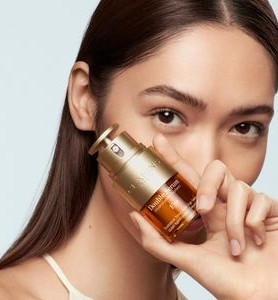 clarins eye serum image